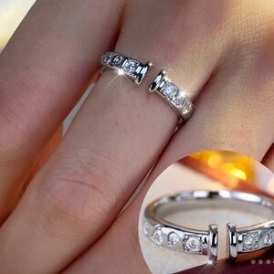 New, Open Style Silver tone Women's Adjustable Ring.